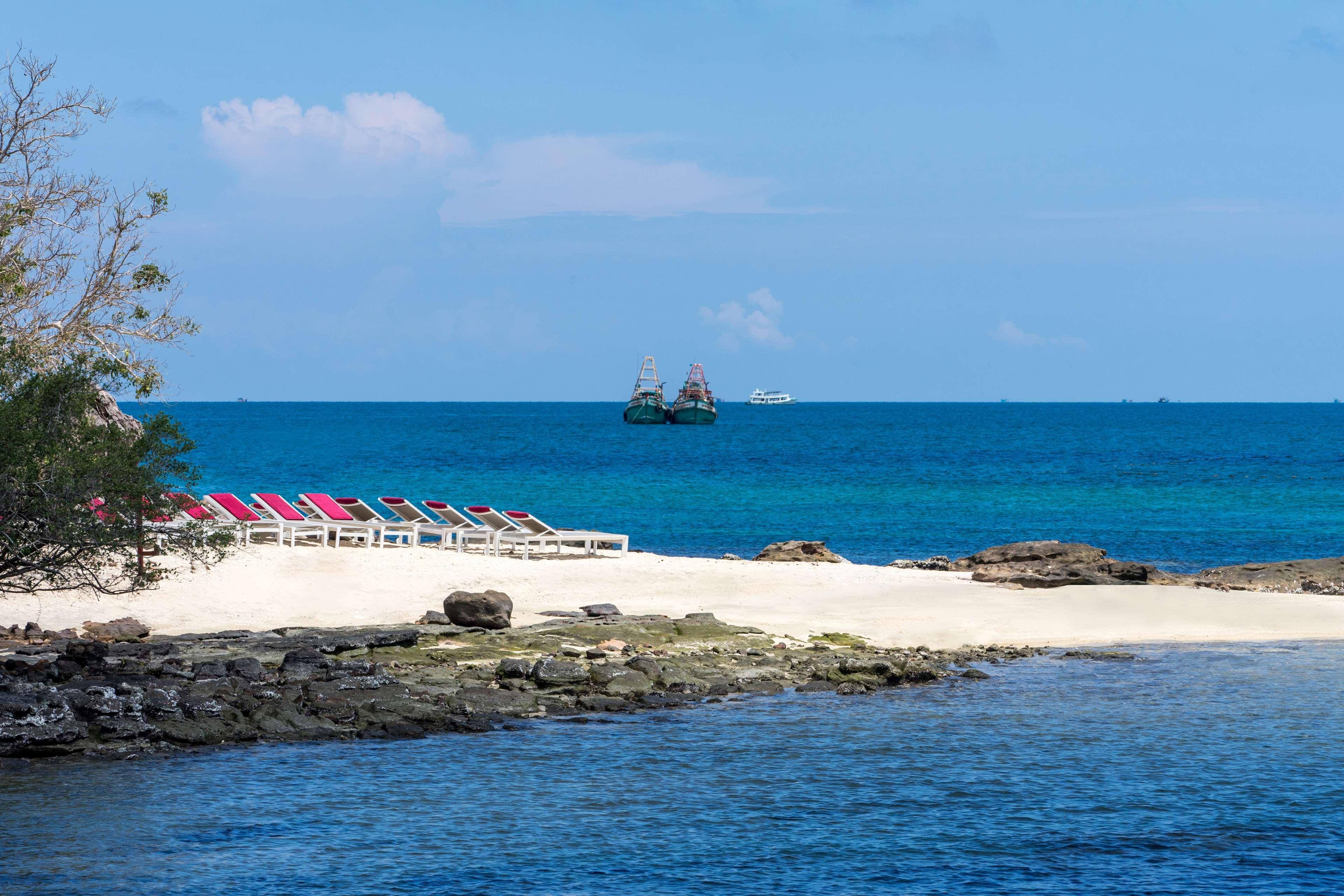 מלון Nam Nghi Coral Peninsula דואונג דונג מראה חיצוני תמונה